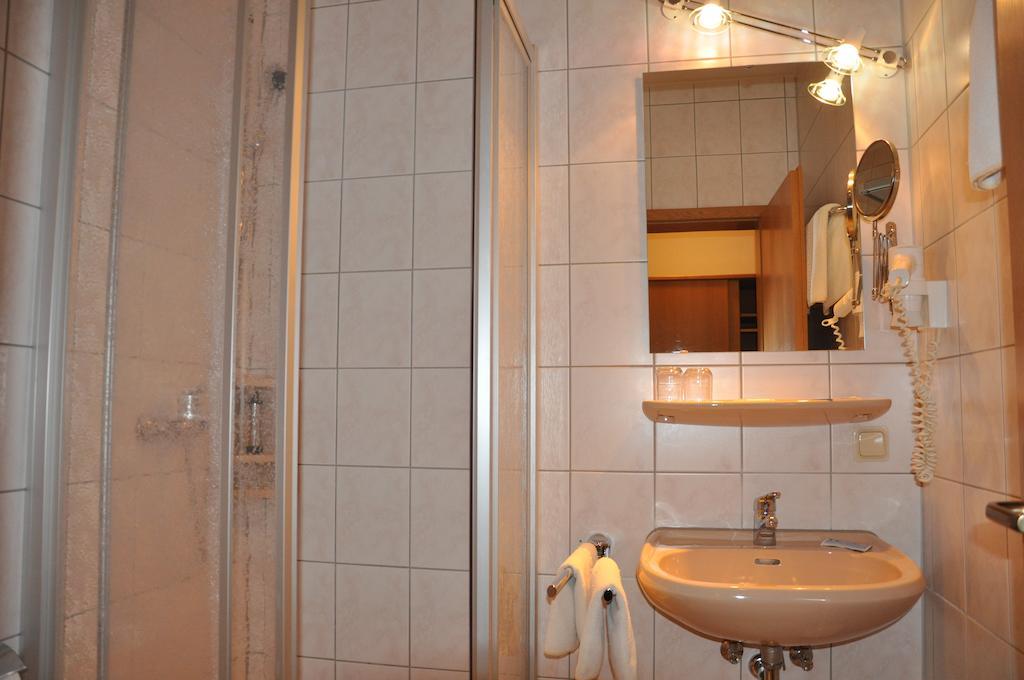 Hotel Fasold Sulzfeld  객실 사진